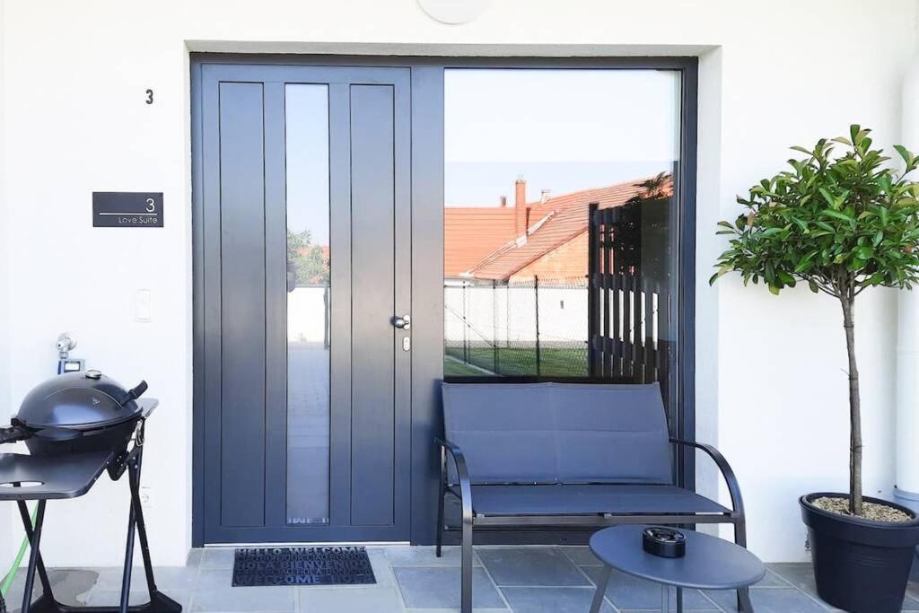 Love Suite Moerbisch Am See Exterior photo